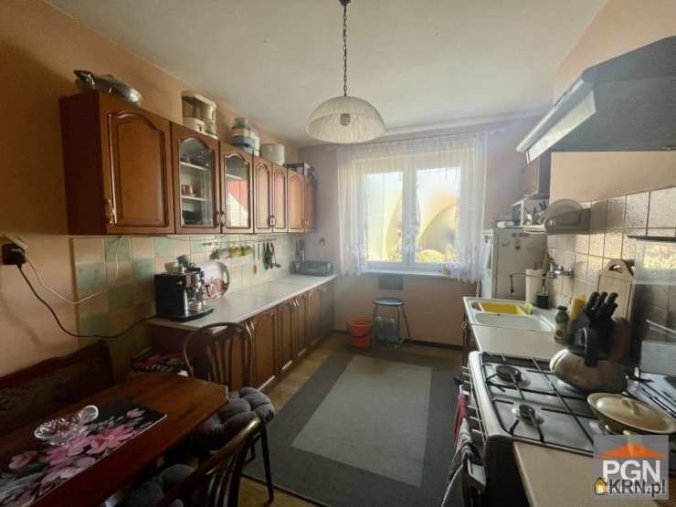 6 pokojowe, Trzebiatów, ul. , Dom  na sprzedaż