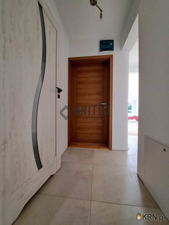 Trzebnica, ul. , 9 pokojowe, Dom  na sprzedaż