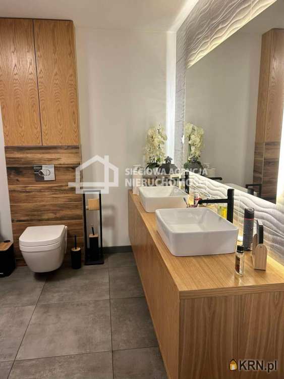 Białogarda, ul. , Dom  na sprzedaż, 8 pokojowe