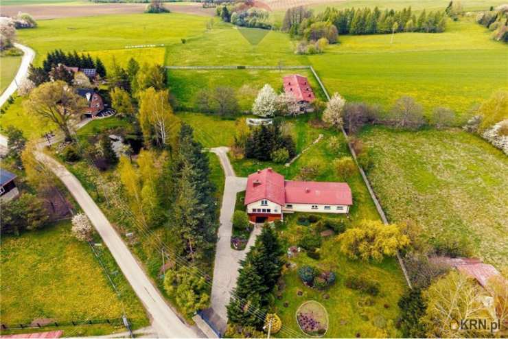 Dom  na sprzedaż, Cieszyn, ul. , 4 pokojowe