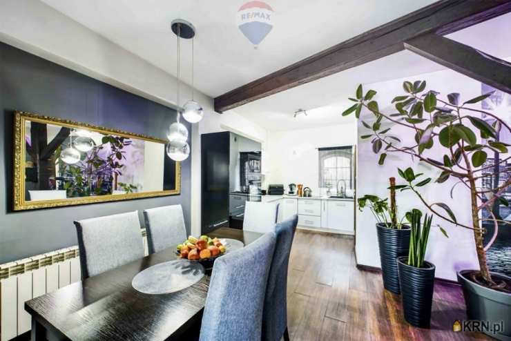 6 pokojowe, Kożuchów, ul. , Dom  na sprzedaż