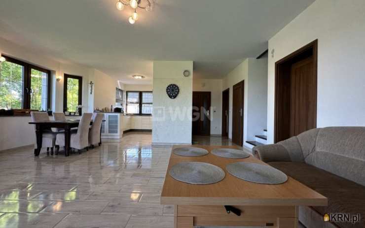 Trzebnice, ul. , 6 pokojowe, Dom  na sprzedaż