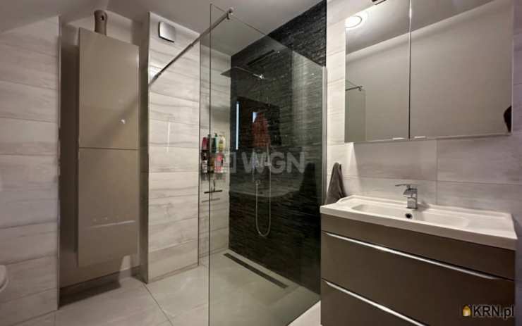 Trzebnice, ul. , Dom  na sprzedaż, 6 pokojowe