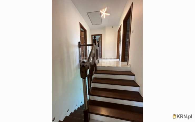 6 pokojowe, Trzebnice, ul. , Dom  na sprzedaż