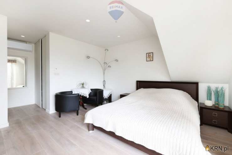 Dom  na sprzedaż, 7 pokojowe, Kęty, ul. 