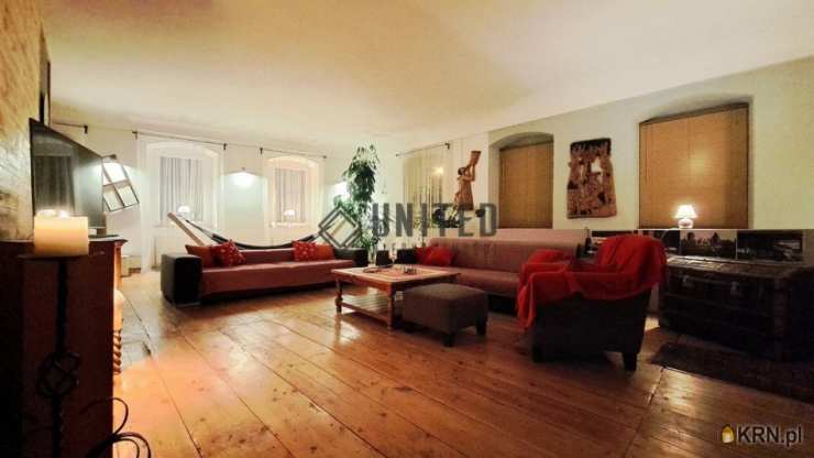 Tyniec nad Ślęzą, ul. , Dom  na sprzedaż, 7 pokojowe