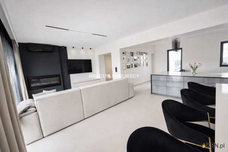 BRACIA SADURSCY ODDZIAŁ BS4 KROWODRZA, Dom  na sprzedaż, Niepołomice, ul. S. Roweckiego