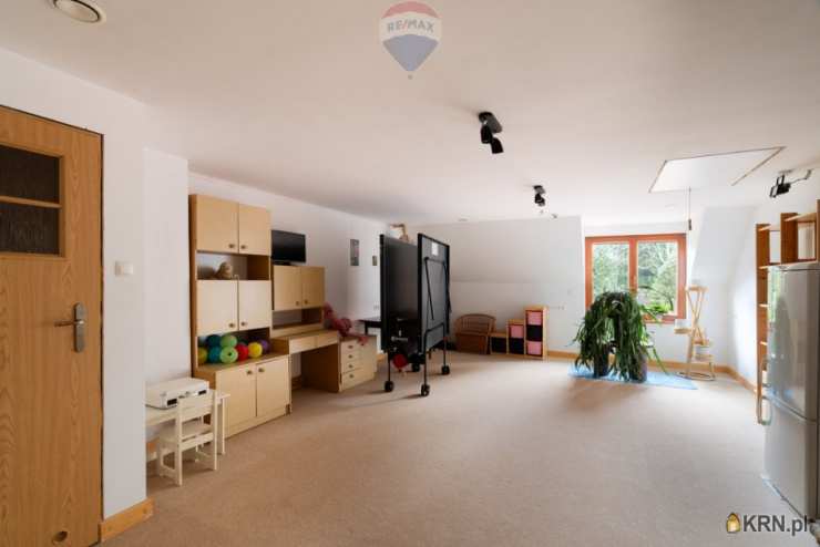 8 pokojowe, Jerzykowo, ul. , Dom  na sprzedaż