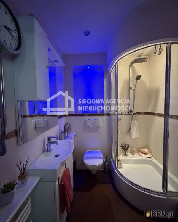 Gdynia, Chylonia, ul. , Dom  na sprzedaż, 8 pokojowe