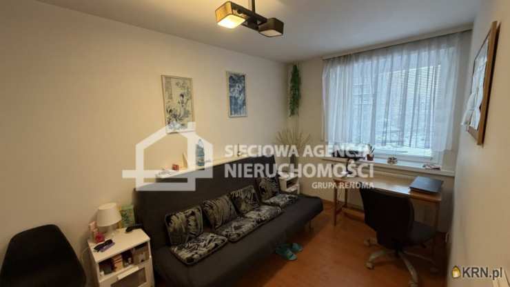 Dom  na sprzedaż, 8 pokojowe, Gdynia, Chylonia, ul. 