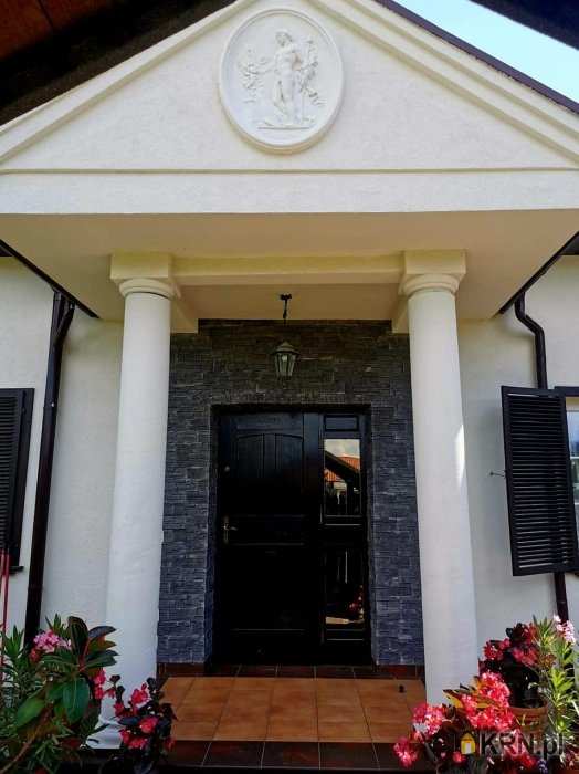 8 pokojowe, Łomianki, ul. , Dom  na sprzedaż