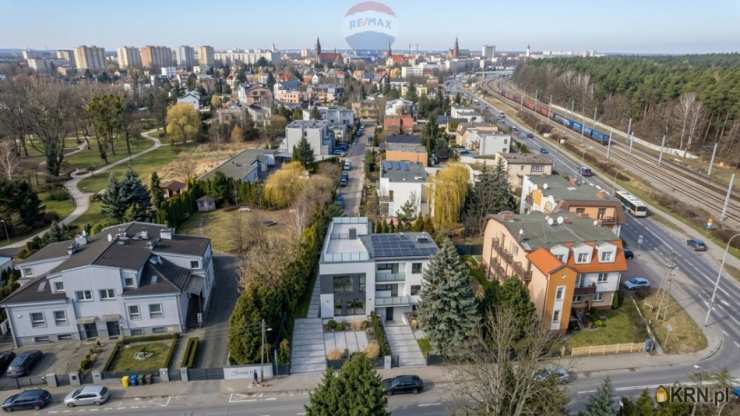 Poznań, ul. , 11 pokojowe, Dom  na sprzedaż