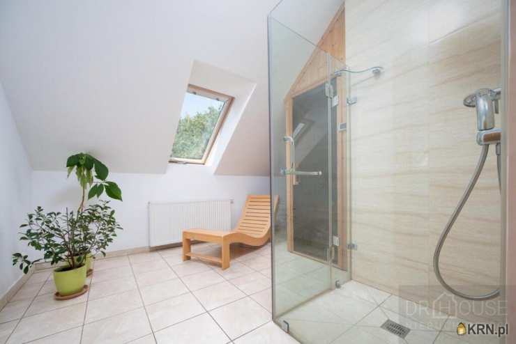 Wrząsowice, ul. , Dom  na sprzedaż, 6 pokojowe