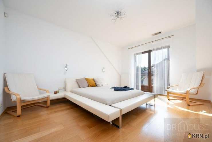 6 pokojowe, Wrząsowice, ul. , Dom  na sprzedaż