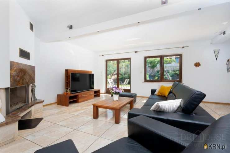 Wrząsowice, ul. , Dom  na sprzedaż, 6 pokojowe