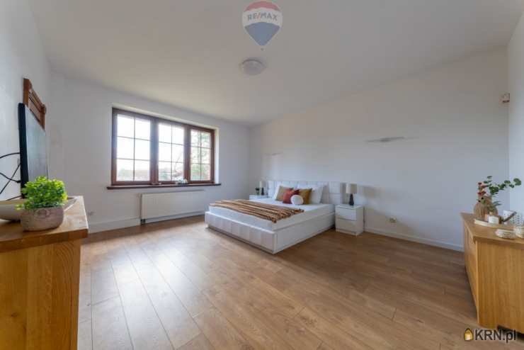 Dom  na sprzedaż, Łomianki Dolne, ul. , 5 pokojowe