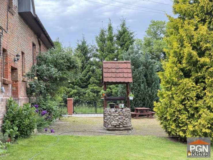 Dom  na sprzedaż, Trzebiatów, ul. , 9 pokojowe