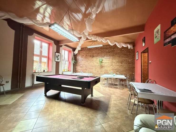 9 pokojowe, Trzebiatów, ul. , Dom  na sprzedaż