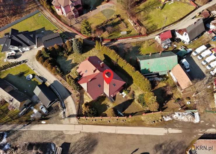 Rajcza, ul. , Dom  na sprzedaż, 8 pokojowe