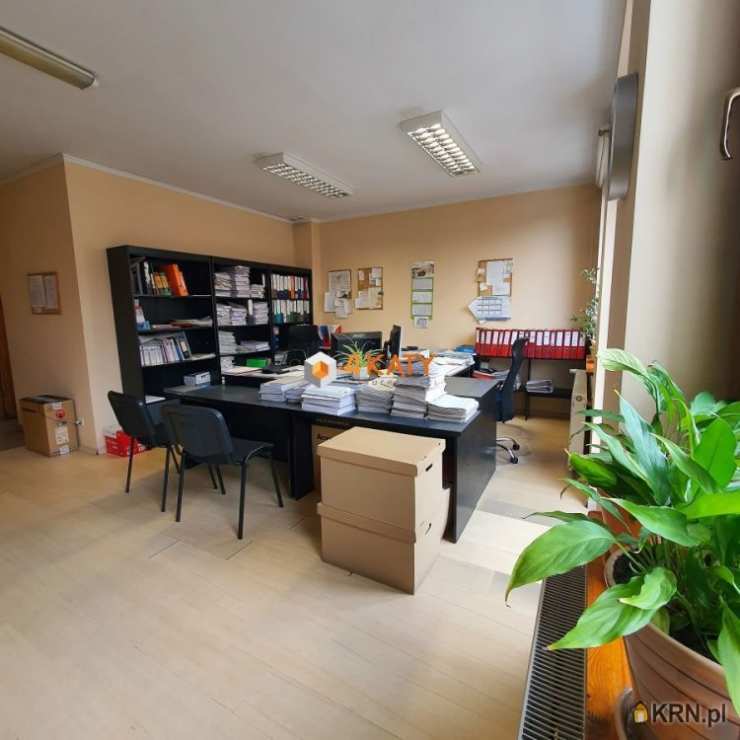 8 pokojowe, Sulechów, ul. , Dom  na sprzedaż