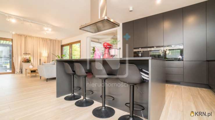 Dom  na sprzedaż, 5 pokojowe, Walendów, ul. Brzozowa