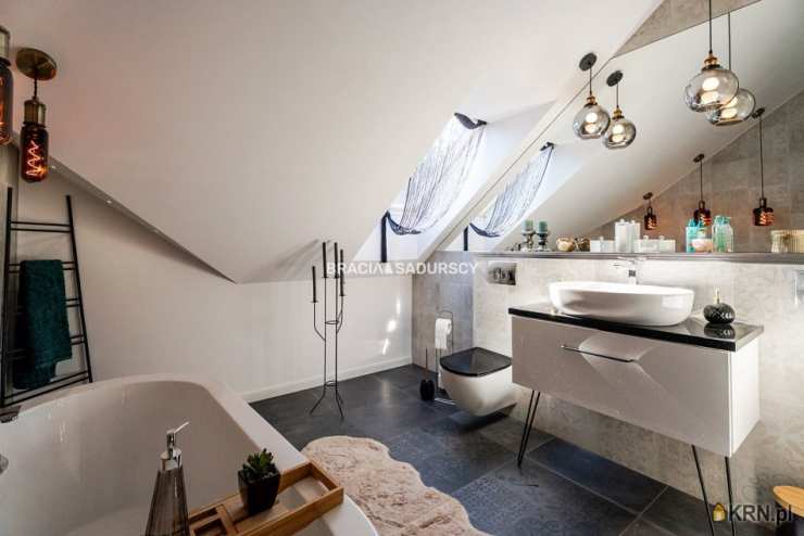 , Jadowniki Mokre, ul. , Dom  na sprzedaż