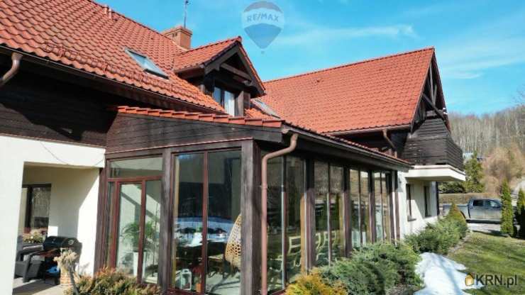 Dom  na sprzedaż, 10 pokojowe, Brodnica Dolna, ul. 