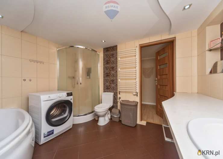 Targanice, ul. , Dom  na sprzedaż, 9 pokojowe