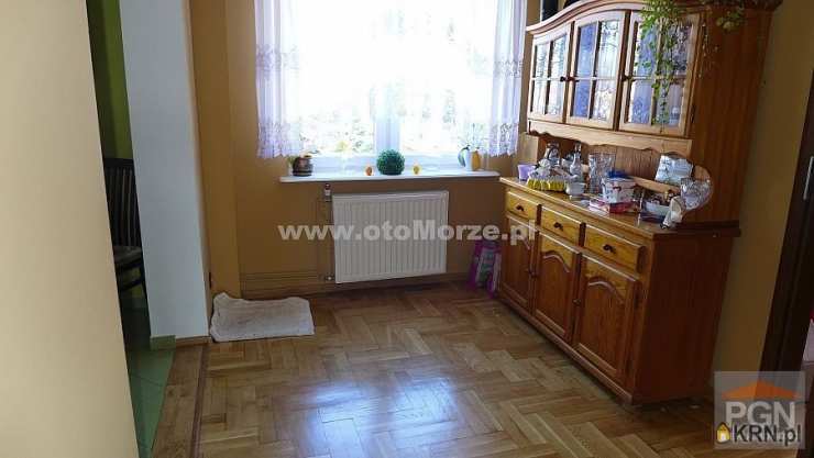 Dom  na sprzedaż, 12 pokojowe, Wolin, ul. Wiejska