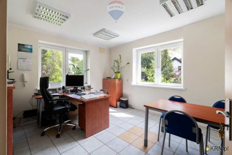 10 pokojowe, Kaźmierz, ul. , Dom  na sprzedaż