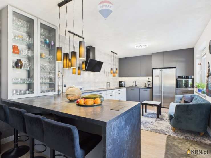 8 pokojowe, Chwaszczyno, ul. , Dom  na sprzedaż