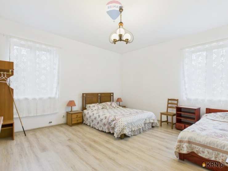 10 pokojowe, Smołdzino, ul. , Dom  na sprzedaż