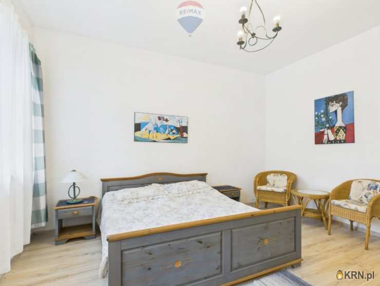 Dom  na sprzedaż, 10 pokojowe, Smołdzino, ul. 