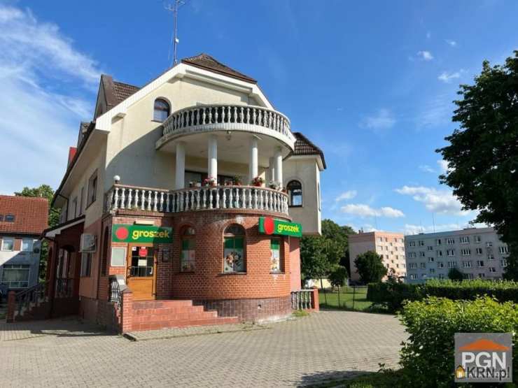Dom  na sprzedaż, 12 pokojowe, Trzebiatów, ul. 
