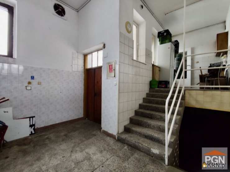 Dom  na sprzedaż, 12 pokojowe, Trzebiatów, ul. 
