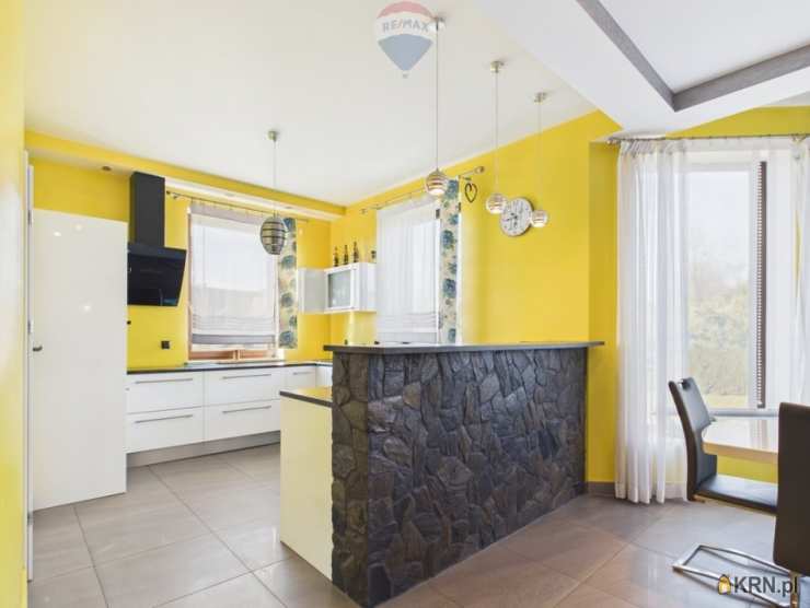 11 pokojowe, Dom  na sprzedaż, Morawczyna, ul. 