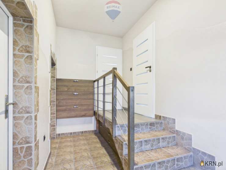 Dom  na sprzedaż, 11 pokojowe, Morawczyna, ul. 