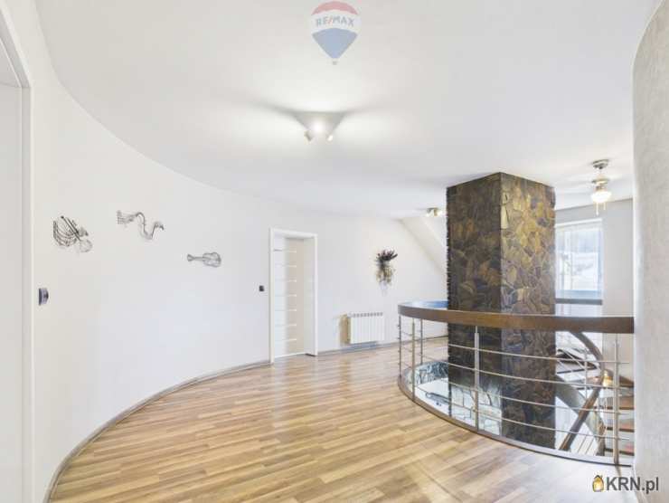 Morawczyna, ul. , Dom  na sprzedaż, 11 pokojowe