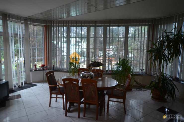 8 pokojowe, Legnica, ul. , Dom  na sprzedaż