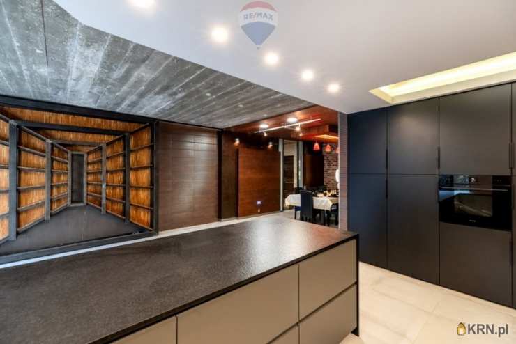 Ustanów, ul. , 10 pokojowe, Dom  na sprzedaż