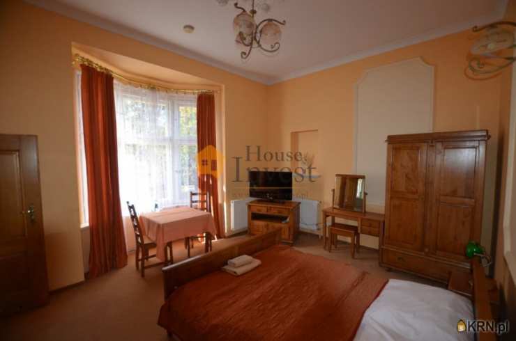 Dom  do wynajęcia, 12 pokojowe, Legnica, ul. 