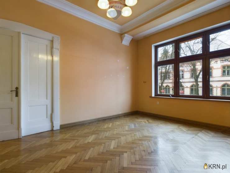 Susz, ul. , Dom  na sprzedaż, 15 pokojowe