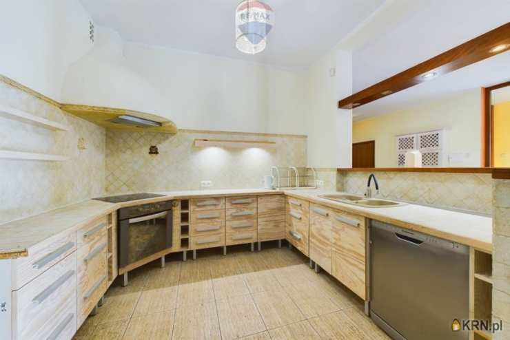 Polanica-Zdrój, ul. , 17 pokojowe, Dom  na sprzedaż