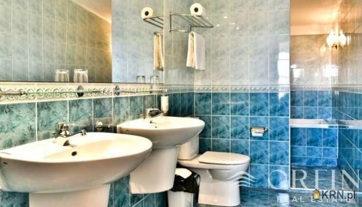 Lokal użytkowy  na sprzedaż, Swarzewo, ul. Szkolna, 