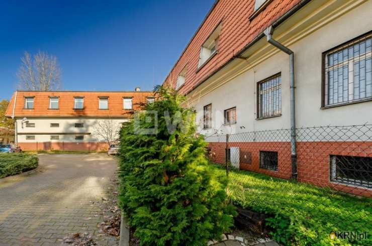 Lokal użytkowy  na sprzedaż, 40 pokojowe, Góra, ul. 