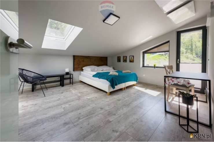 Lokal użytkowy  na sprzedaż, Ustroń, ul. , 8 pokojowe