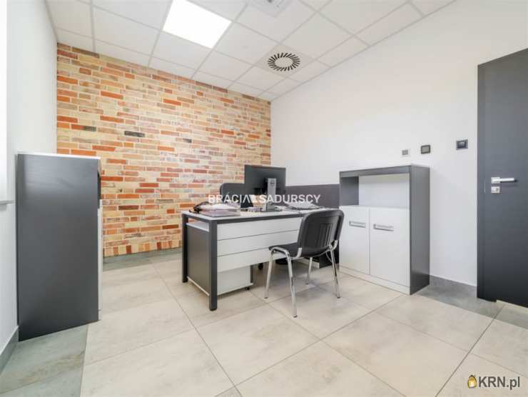 8 pokojowe, Lokal użytkowy  do wynajęcia, Targowisko, ul. 