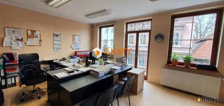 8 pokojowe, Lokal użytkowy  na sprzedaż, Sulechów, ul. Szkolna