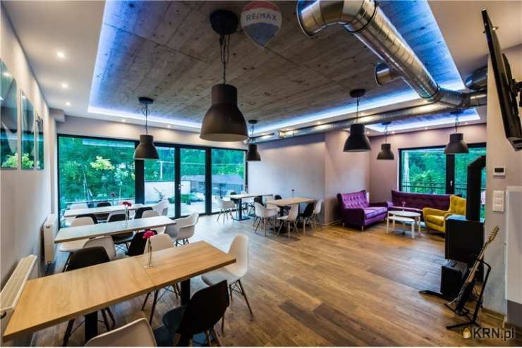 Lokal użytkowy  na sprzedaż, 8 pokojowe, Korbielów, ul. 