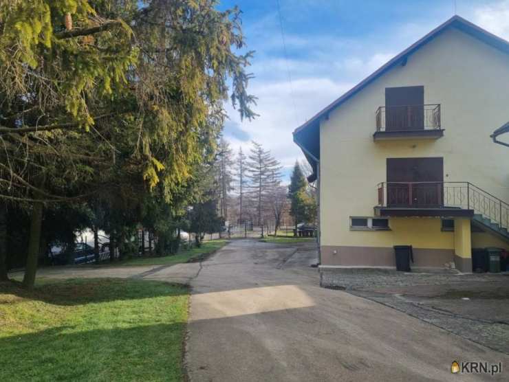 Skoczów, ul. , Lokal użytkowy  na sprzedaż, 14 pokojowe